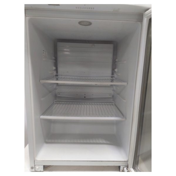Шкаф холодильный  Бирюса W 152 ,б/у