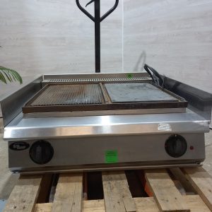 Поверхность жарочная Grill Master Ф2ЖТЛПЖЭ+подставка б/у