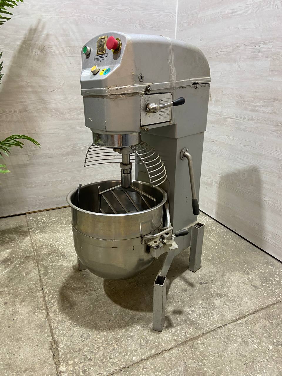 Миксер BM 40N бу Миксер BM 40N бу