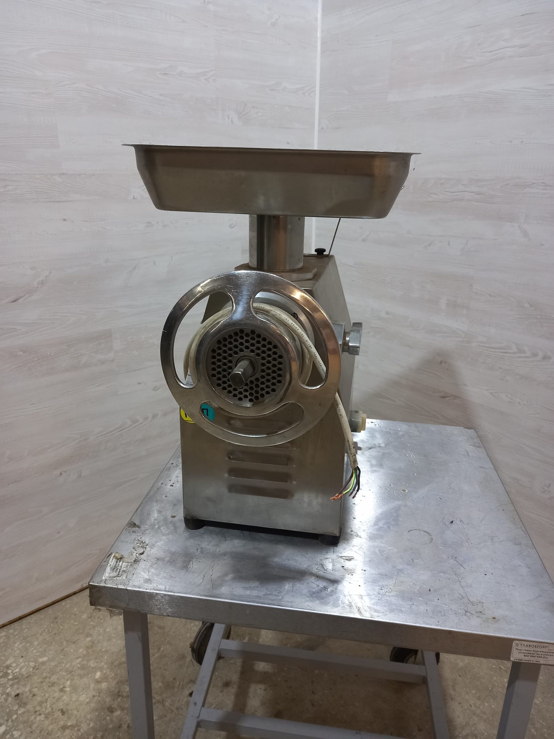 Мясорубка Fama TI 32R FTI 138RUTE бу Мясорубка Fama TI 32R FTI 138RUTE бу