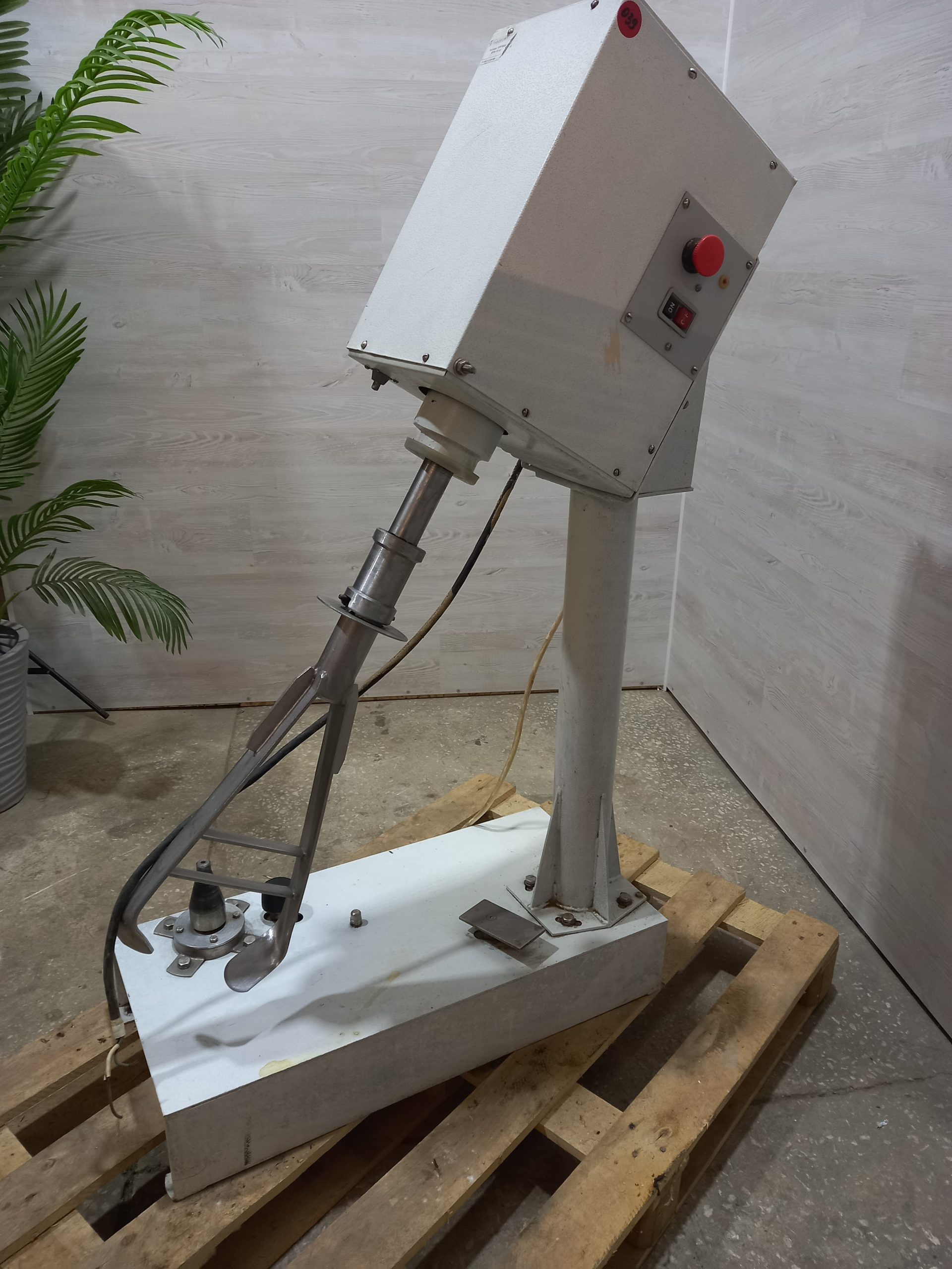 Тестомес ТОРГМАШ МТМ-110 б/у Тестомес ТОРГМАШ МТМ-110 б/у