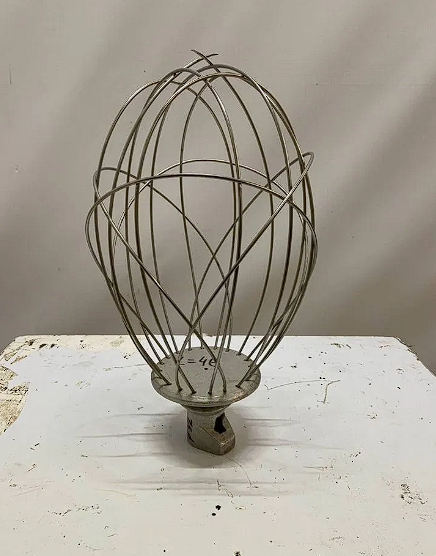 Венчик диаметрр посадочного отверстия: 42мм, высота :460 мм (ключ) б/у Венчик диаметрр посадочного отверстия: 42мм, высота :460 мм (ключ) б/у